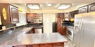 11849 Ontario Dr Gallery 23