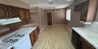 Available NOW Spacious Home for Rent! Gallery 11