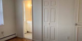 2-Bed/1.5 Bath Apt in Pet-Friendly Complex; Pet Friendly! Ideal Location in Brookline Gallery 10