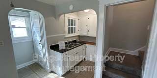 2327 Eastview Ave. Gallery 9