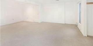 10241 GREEN HOLLY TER Gallery 17