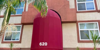 Vibrant Koreatown Living with Rooftop Pool & Spa - 620 S. Gramercy Place Gallery 1