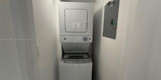 7832 Collins Ave Gallery 14