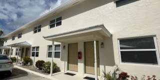 664 SW 35th Street Apt 6 Gallery 1