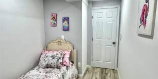 126 W Main Street Gallery 10