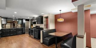 43054 Oxford Court Gallery 8