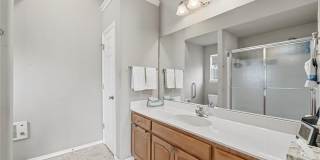 701 E Boston Street Gallery 14