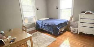 Goregous 3 bed in Allston Gallery 13