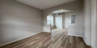 2 bed, 1 bath home in the heart of Central St. Louis City, moments from Forest Park, Barnes Jewish Hospital, SLU, & more! Gallery 5