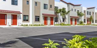 ID Oakland Park Gallery 48