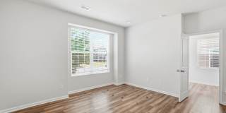 Luxury End-Unit Townhome in Desirable Chateau Community Gallery 22
