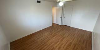 3 bedrom 2.5 bath Gated Community Townhome with community  Pool, Spa & Private Garage Gallery 22