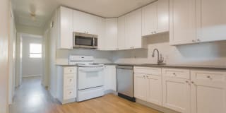 710 30th Street Gallery 1