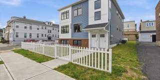 281 Maple St Unit 2 Gallery 21