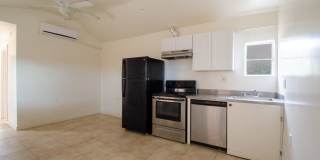 2 Bed 1 Bath Home with Private Fenced Backyard! Gallery 10
