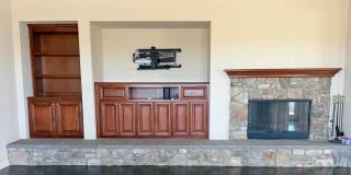 Gorgeous Home Overlooking Lake and Mountain Views!! Gallery 9