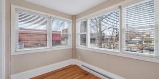 722 Grand Avenue Gallery 10