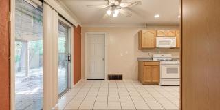 Charming 3-Bed, 1.5-Bath Home with 2-Car Garage Near NW 23rd & MacArthur Gallery 10
