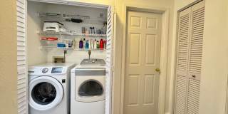 Annual unfurnished nicely renovated 2/2 villa near the Ringling Museum Gallery 10