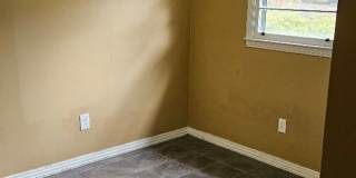 3 bed 1 bath Gallery 1