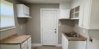 MOVE IN SPECIAL!! FIRST MONTH FREE!! Gallery 4