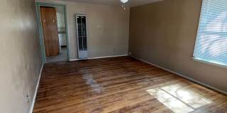 Central Location Gallery 11