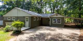 4 bedroom house in Five Points available now!! Gallery 1