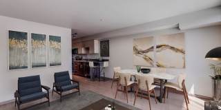 708 Uptown Gallery 23