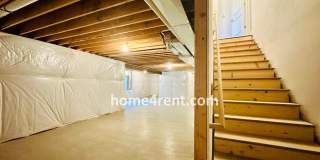 Nearly New Luxury Home in Blue Valley Schools! Gallery 59