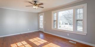 209 S Moss Avenue Gallery 4