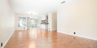 Spacious 4 Bedroom Townhouse in the Heart of Mira Mesa! Gallery 5