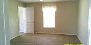 Available Now With 1/2 Off First Month's Rentl! Nice 3/2/2 Across From Oasis North School & Park Gallery 14