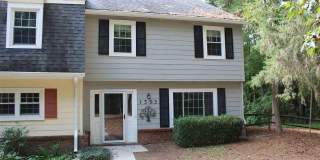 1355 Springlawn Court Gallery 30