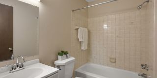 Eastgate Apartments Gallery 93