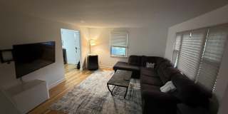17 Clarence Avenue Gallery 7