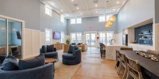 Madison Midtown Gallery 22