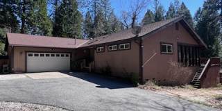 12437 Silk Tassle Circle Gallery 1