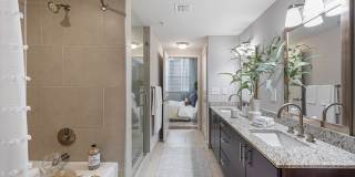 1640 Victoria Park Apartments Gallery 11