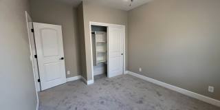 3 Bedroom Home Located in El Camino Village PETS OK Gallery 21