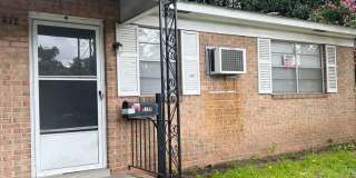 2 Bedroom Duplex Close to Downtown Durham 2 Bedroom Duplex Close to Downtown Durham Gallery 1