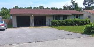 Charming 3BR/2BA Home in a Peaceful Neighborhood w/ Fenced Backyard Gallery 1