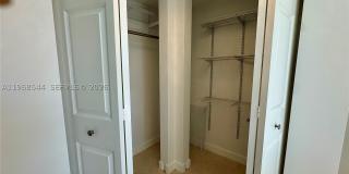 2855 Leonard Dr Gallery 21