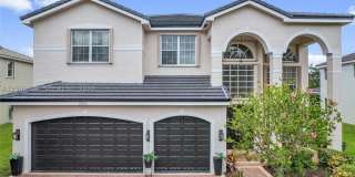 19500 SW 39th Ct Gallery 1
