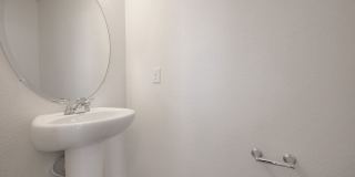 Charming 3BR House in Commerce City Charming 3BR House in Commerce City Gallery 24