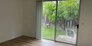 3br/2ba Home on corner lot Gallery 36