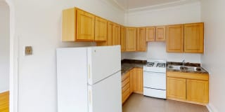 5457-5459 S. Blackstone Avenue Gallery 6