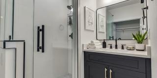 207 Gravel A St Gallery 22