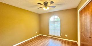 Viewable June 4th!  In-ground Pool!  Small Pets Accepted! Gallery 18