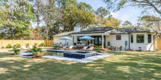 690 Pelzer Drive Gallery 83