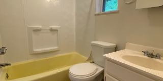 Spacious 1 Bedroom Apartment in South Oakland! Call Today to Schedule an Appointment! Gallery 7